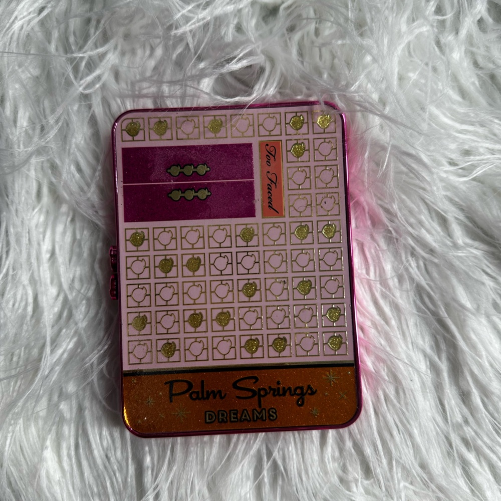 Too Faced Palm Springs Dreams Palette with Pink and Gold